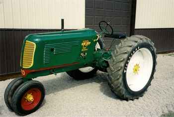 1939 Oliver 70 + Parts Tractor