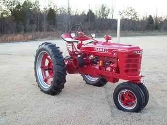 1950 Farmall H    Show Ready