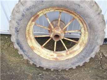 John Deere Spreader Wheel, Excellent