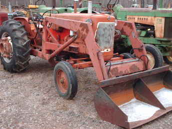 Allis Chalmers D17 With Loader