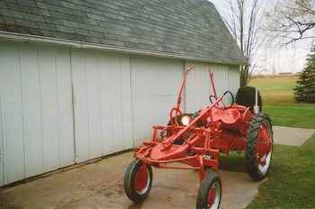 Allis Chalmers G 1048