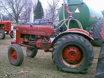 **Ih 350 Utility Gas Tractor**