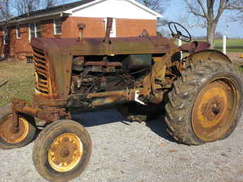 770 Oliver Tractor