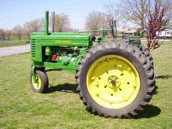 John Deere Model G  Nice