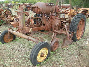 1945-7 John Deere GM