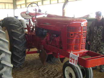 1954 Farmall SMTA  (Puller)