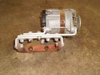 Farmall Universal Alt. Mount