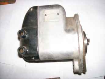 John Deere B Magneto