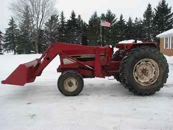 Ih 684 W/Loader