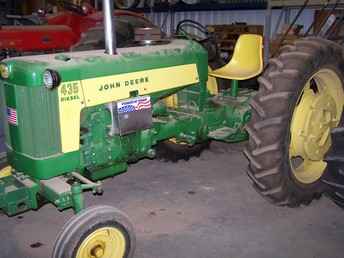 John Deere 435