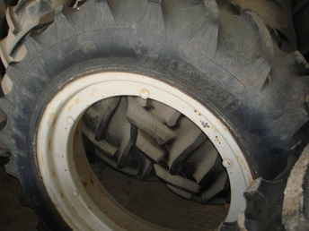 Like New Tires And Hat Rims 