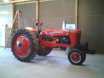 1945 Farmall H Puller