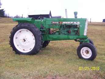 Oliver 1600 