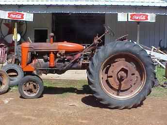 Farmall C Tractor; 800 Dollars