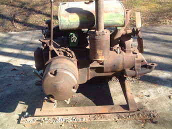 John Deere W111 Engine