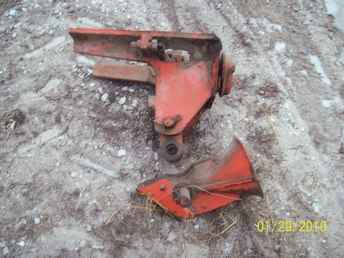 Allis Chalmers Support/Coupler