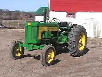 435 John Deere Tractor