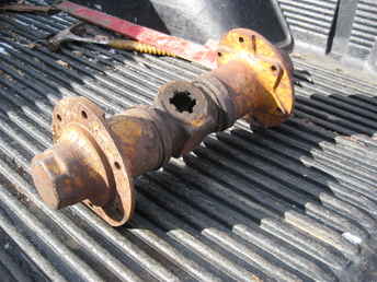 Allis 5 Bolt Hubs With Spindle