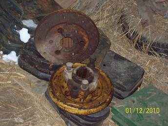 John Deere B 9 Bolt Hole Hubs