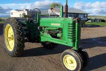 John Deere B  Sold