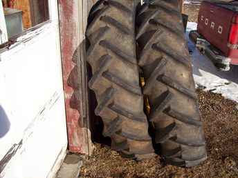 Used 13.9-36 Tires