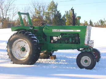 1800 Oliver Diesel Tractor