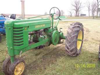 John Deere B Pulling Tractor