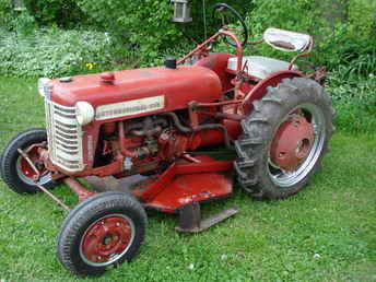 Wanted; Small Farmall Tractors