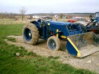 42 HP Deisel Tractor/Loader