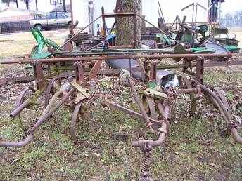 2CYL John Deere Complete Cultivator 