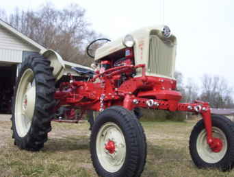 950-4 High Crop Ford Tractor