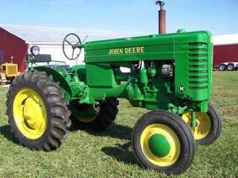 J Deere Farmall  Ihc MCD