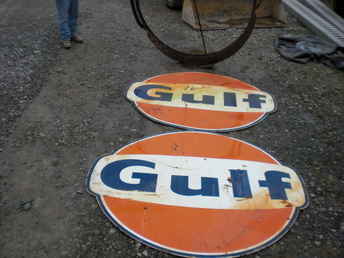 Gulf Gas Sign And Post