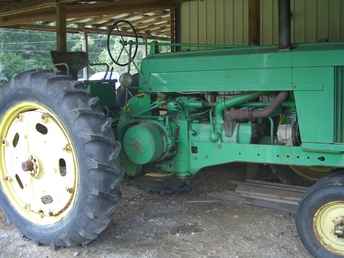 John Deere 60 Tractor