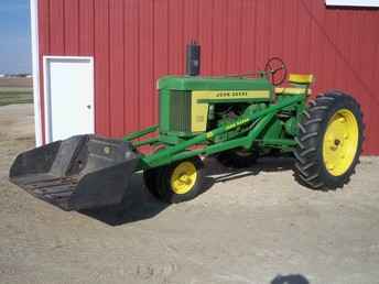 John Deere 720 Gas W/ Loader