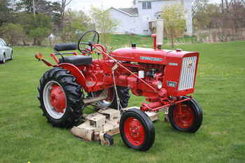 Used Farm Tractors for Sale: 1976 International 140 (2010-04-18 ...