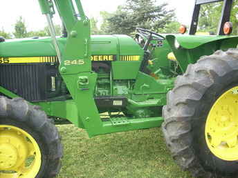 John Deere 2355 4X4, Loader 