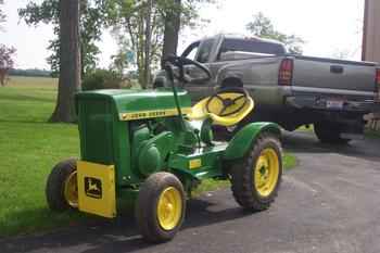 1963 John Deere 110 Lawn Tract