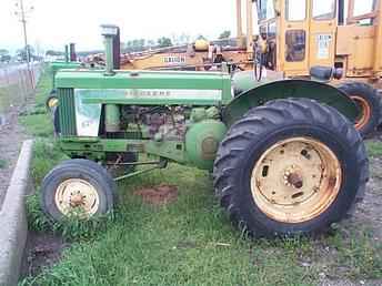 John Deere 620 Gas