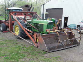 4020 And F25 Loader