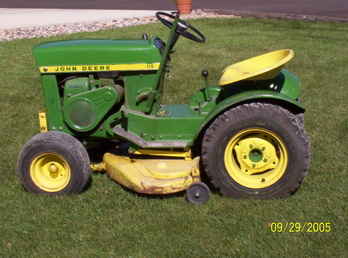 John Deere 110 Lawn Mower