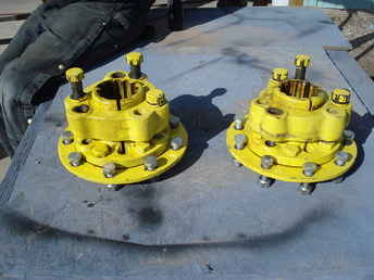 Used Farm Tractors for Sale: John Deere G Rear Wheels Hubs (2010-05-11 ...