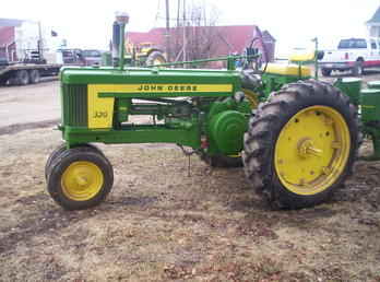 520 John Deere 