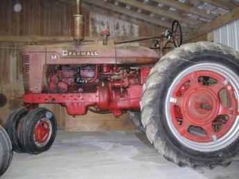 1951 Farmall M