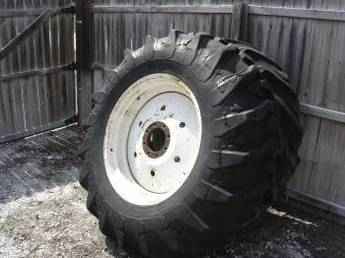 Used Farm Tractors for Sale: 18.4 X 30 Tractor Rims (2010-05-25 ...