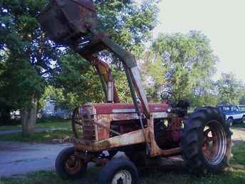 Farmall 560 D, Wfe & Loader