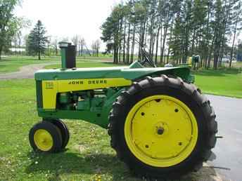 1959 John Deere 730 