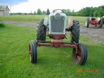 Ford 700 Wide Front &*Rare*