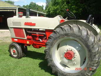 Ford 6000 Pulling Tractor