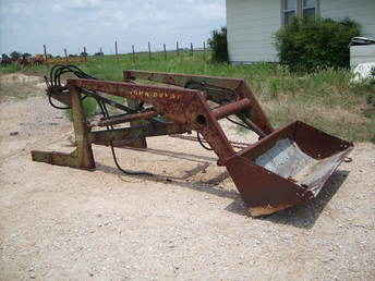 John Deere 36A Loader